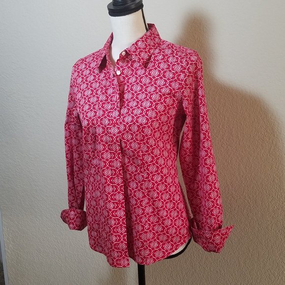 Talbots Button Down Shirt Red White Floral Long SLeeve Top Wrinkle Resistant 4 - Picture 2 of 5